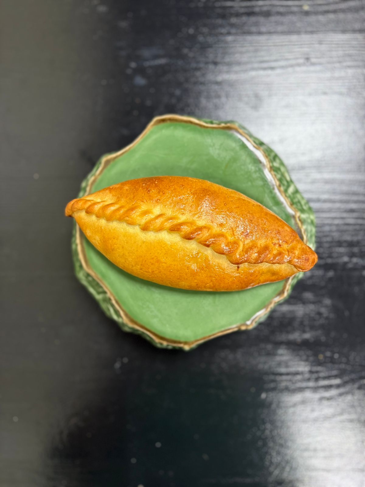 Пирожок с капустой